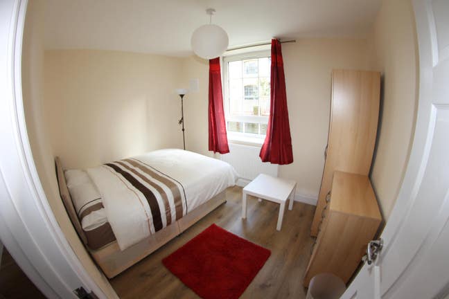 🌟 Spacious Double Room – £180/week – All Bills In Main Photo