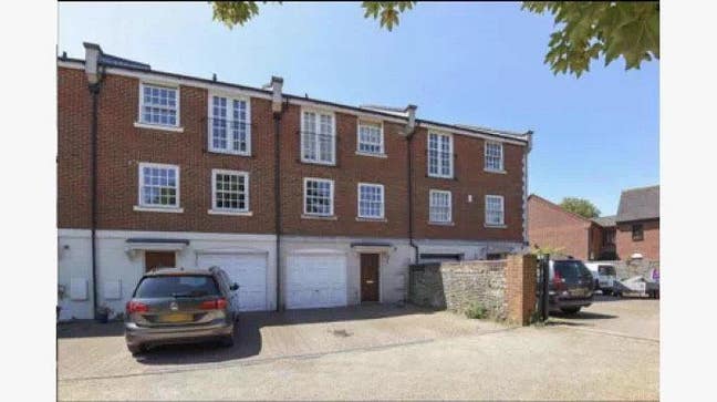 Amazing double room in central Bognor Main Photo