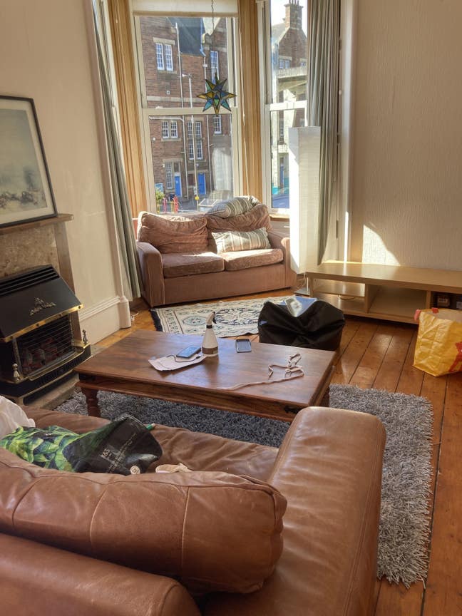 Double Room in 2Bed Available from July Main Photo