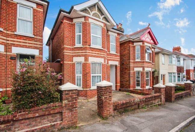 2 spare student rooms in Winton Main Photo