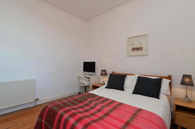 Double Room in Abbeyhill  Main Photo