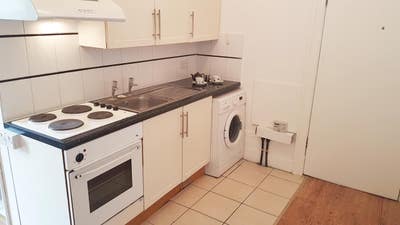 Lovely Studio Flat in Streatham Hill Main Photo