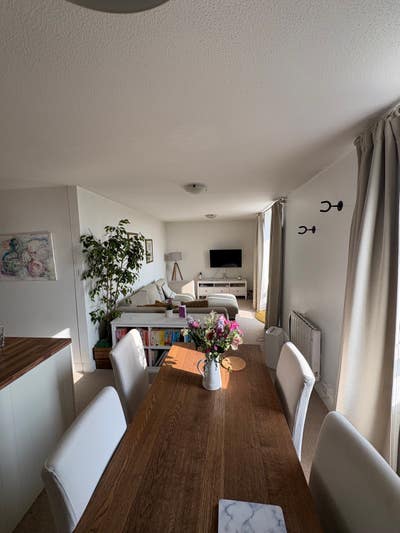 Spacious double bed room next to Clapham junction Main Photo