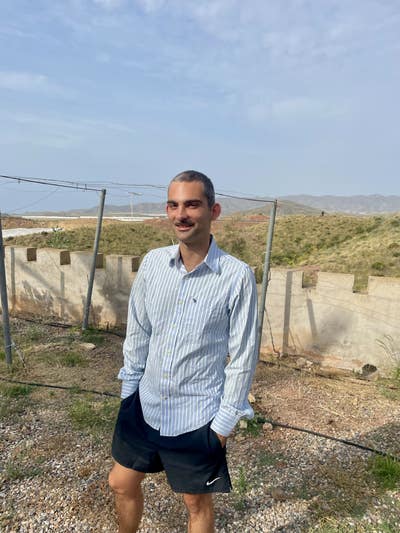 29 y/o relaxed medic looking for cosy flatshare! Main Photo