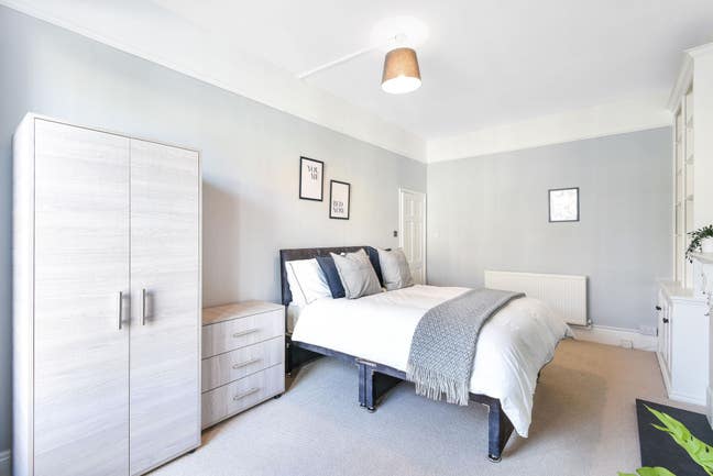 Big Double Room in London W14, all bills included Main Photo
