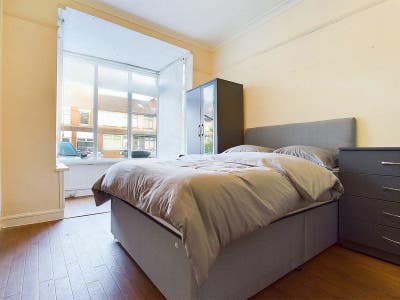 Spacious Double Room in Hall Green Main Photo