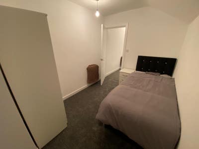 Warm and Cozy SINGLE Bedroom in Small Heath.  Main Photo