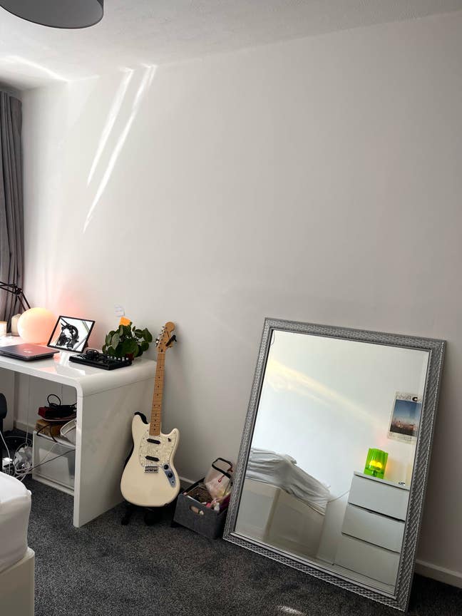 2 weeks sublet room in creative flatshare   Main Photo