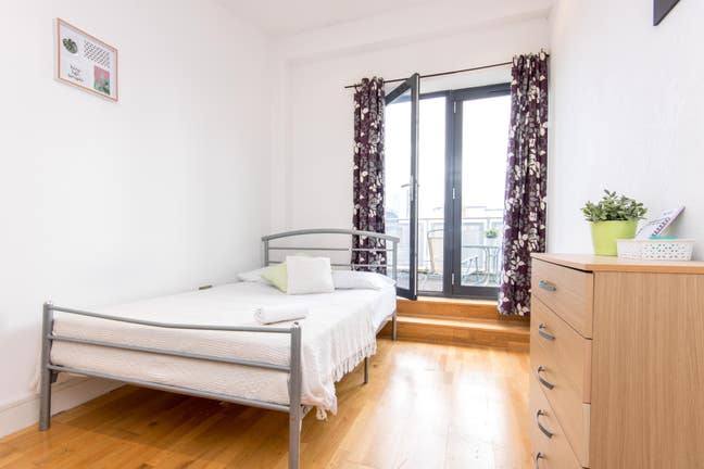 Fantastic Room! Great Views! Terreace! Limehouse Main Photo