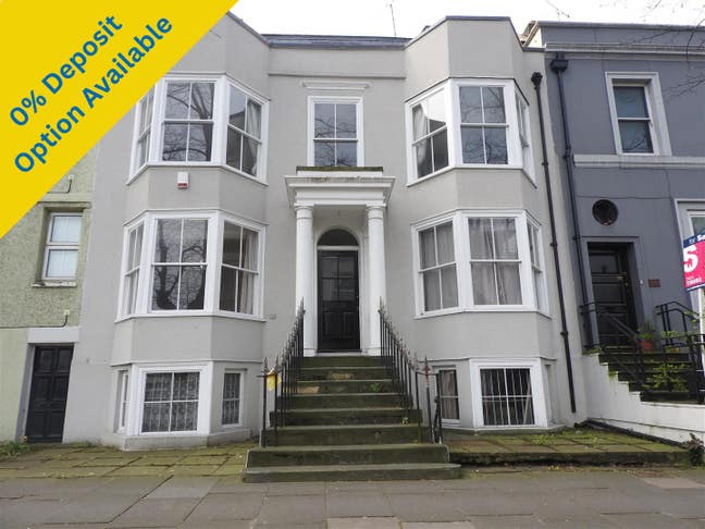Furnished double room to rent in Chatham  Main Photo