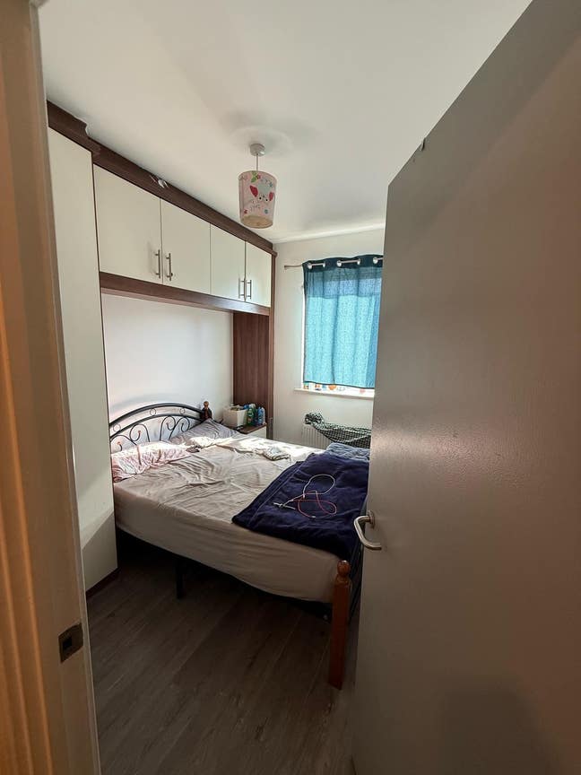 Double Furnished Room Main Photo