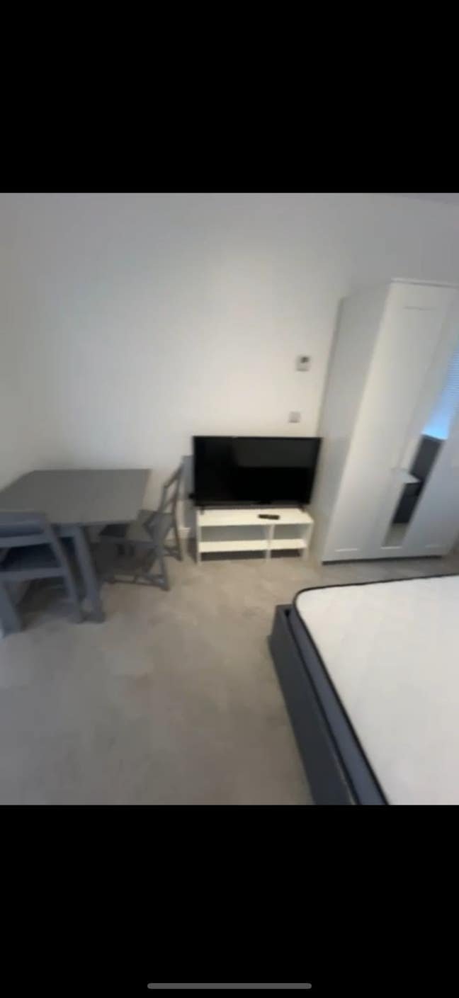 Studio for rent all bills included  Main Photo