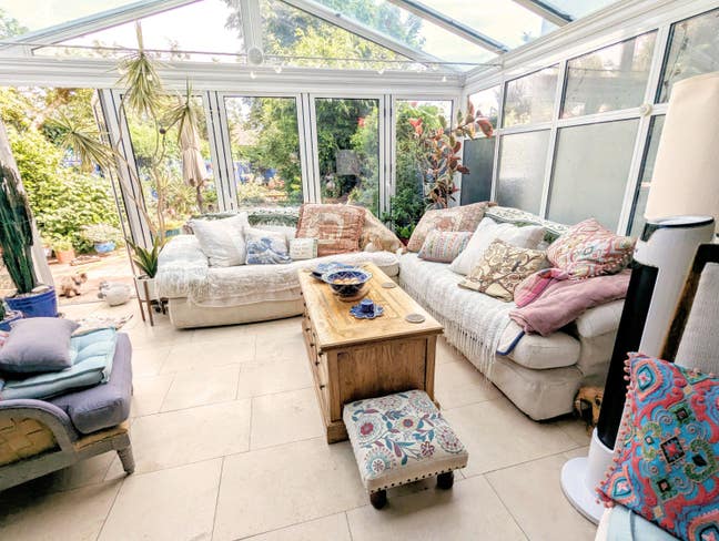 Rare Find - Sunny  Double +  Parking Nr Hosp Main Photo