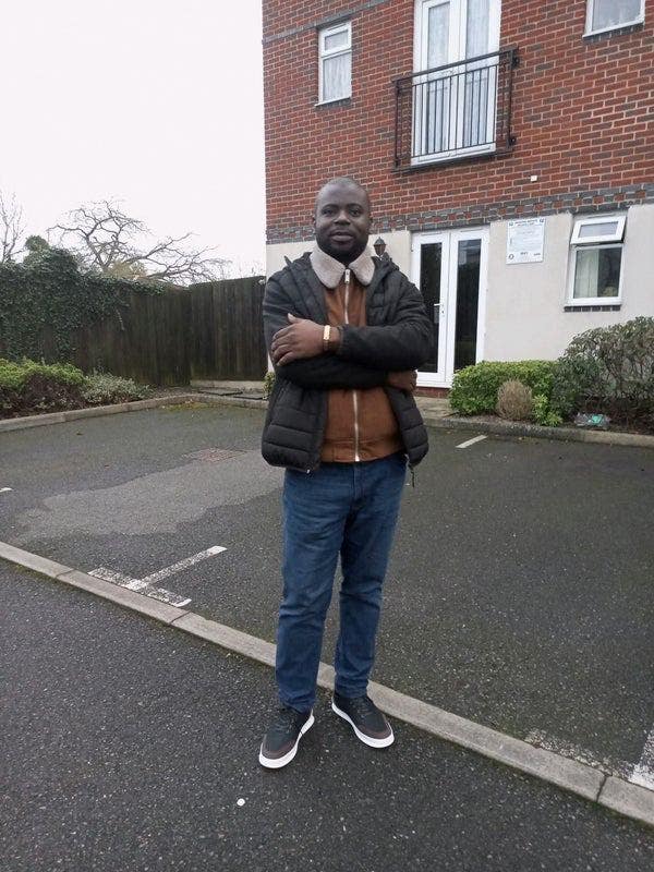 One bedroom flat with all bills in... Main Photo