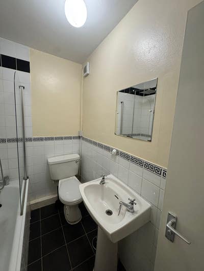 Lovely One-Bedroom Flat to Rent in Battersea Main Photo
