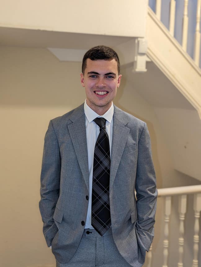 Young professional looking for friendly houseshare Main Photo