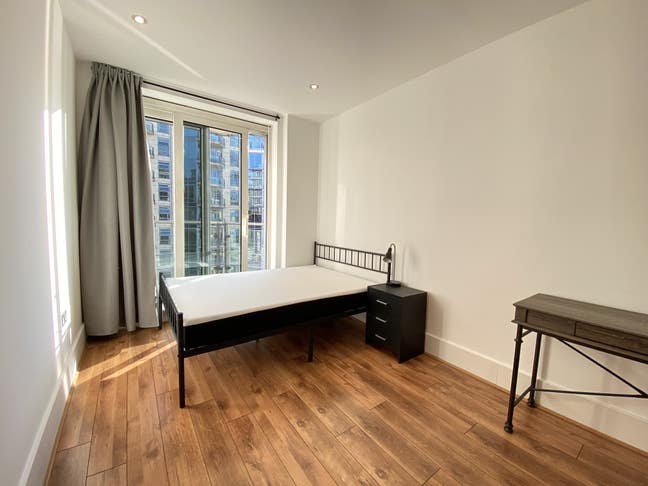 Double Room - private bathroom, gym and parking Main Photo