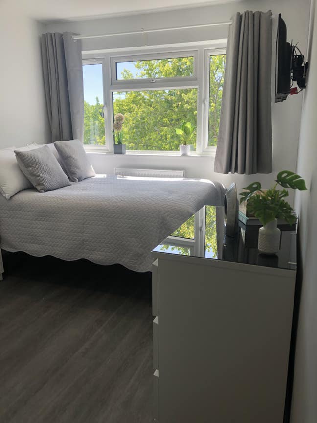 Double en-suite 7/9/21EP Main Photo