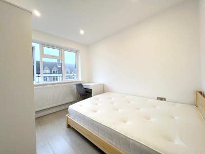 Stunning Double Room in Kingston Main Photo