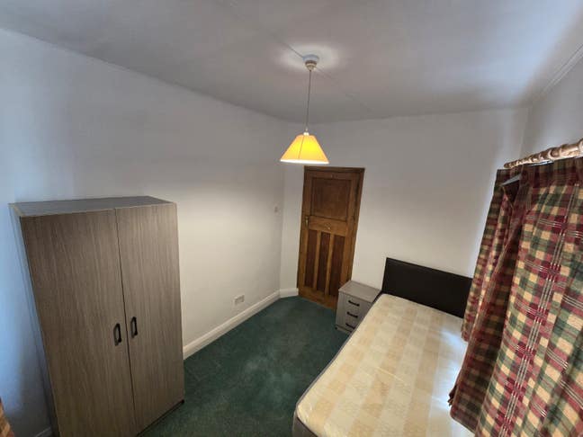 4 bedroom house  Main Photo