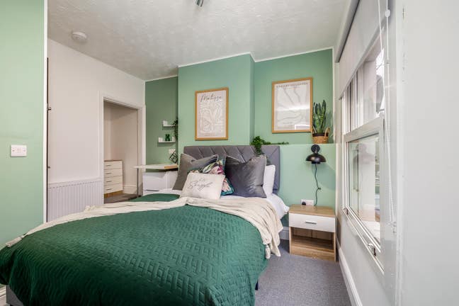 🌟Brand new en-suite rooms on Manor Street🌟 Main Photo
