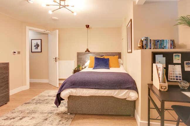 Ensuite Room That Feels Designed. Not Decorated. Main Photo