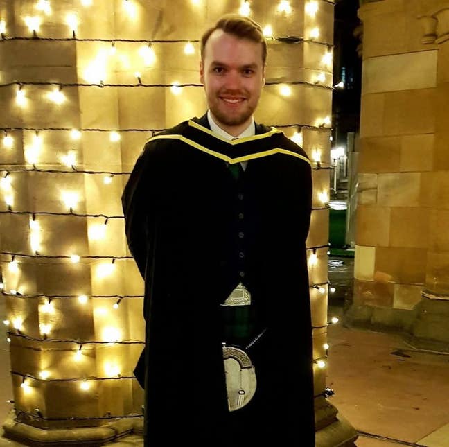 27 y/o looking for room or buddy up in Glasgow Main Photo