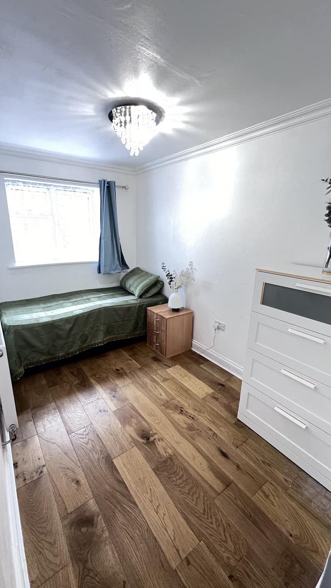 Double room to let near L&D Hospital Main Photo
