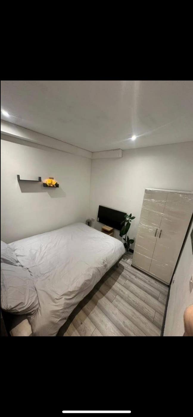 Double Room / £550 / M18 Main Photo