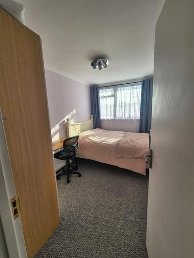 Room with double bed Main Photo