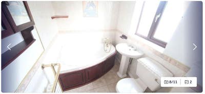 Room available in Langley Main Photo