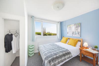 Beautiful Room by The South Downs - Bills Included Main Photo