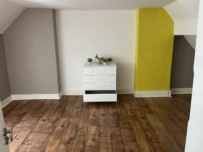 3 Bed Flat, East Dulwich Grove, SE22 Main Photo