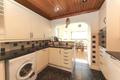 3 Bedroom House on Tudor Drive, Morden, SM4 Main Photo