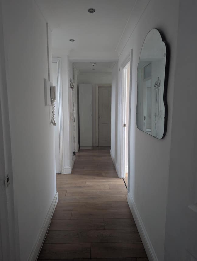 Room in flat share London E1- Super city Location  Main Photo