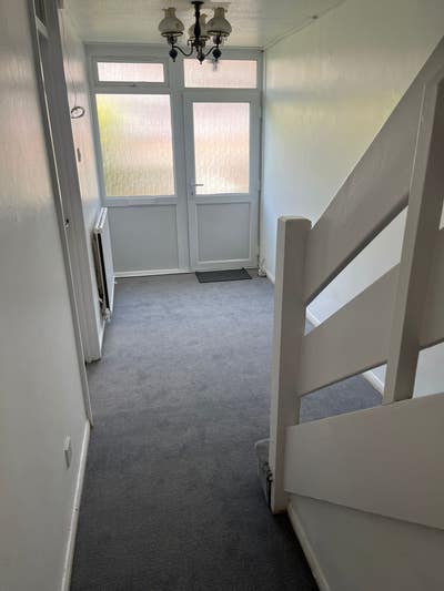  Modern  Three  Rooms  in  SE26  Main Photo