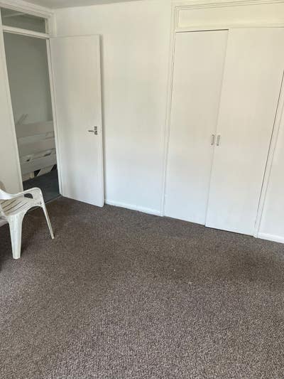  Modern  Three  Rooms  in  SE26  Main Photo