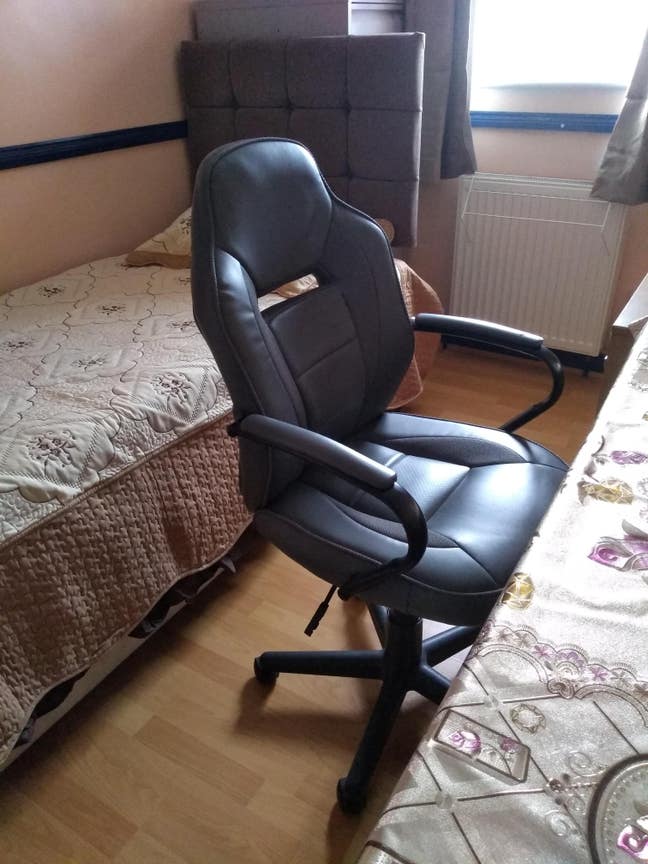 Single Room to Let Main Photo