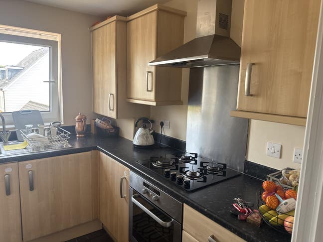 Amazing Double Room Near Town Center Main Photo