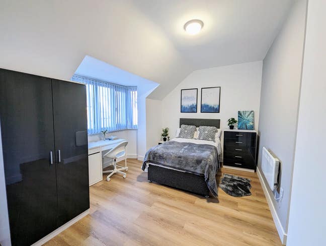 En-suite Double Room - Benefits accepted Main Photo
