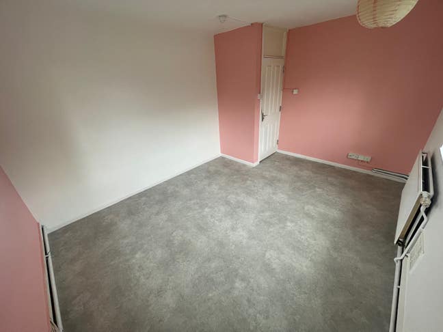 Bright 4-Bed Flat in Peaceful N8 Cul-de-Sac Main Photo