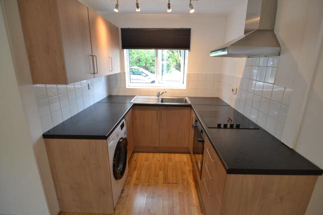 Modern One Bedroom Ground Floor Bedsit  Main Photo