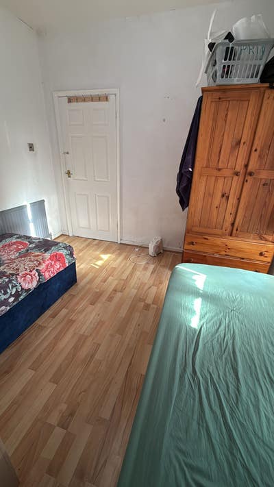 2 Large Double Room for Rent in Dagenham, RM8 Main Photo