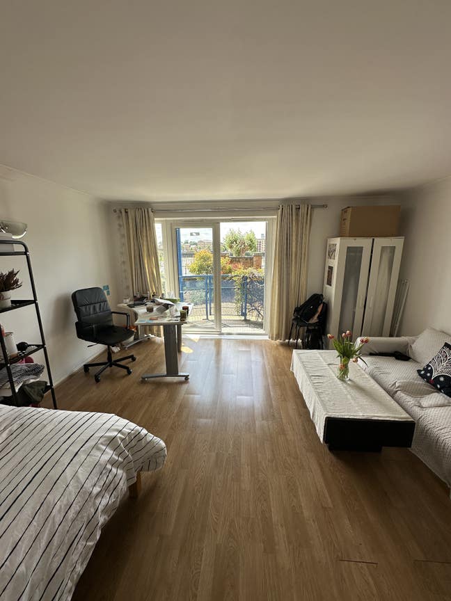 HUGE Private Double Room in PRIME Limehouse E1W Main Photo