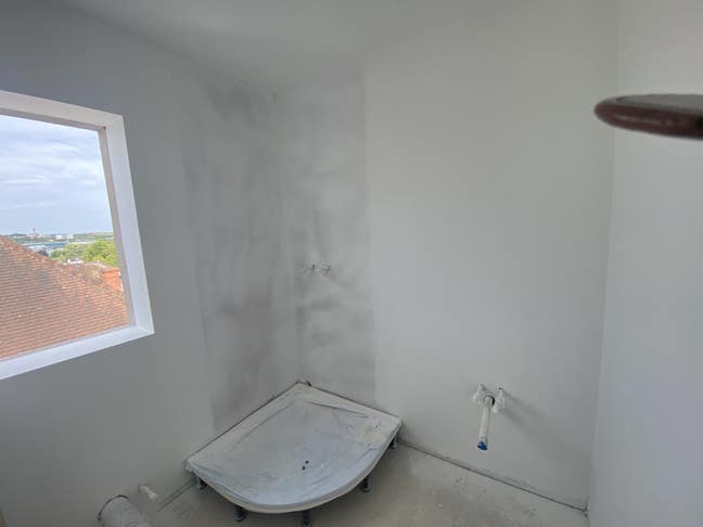 Brand new - RoomsBySue - Capability Green Main Photo