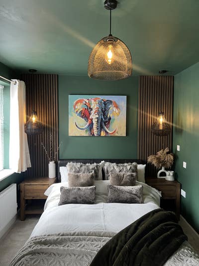 Spare Room available  Main Photo
