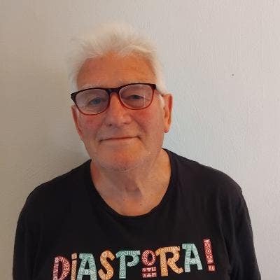 Youthful Senior ,Sociable and friendly Main Photo