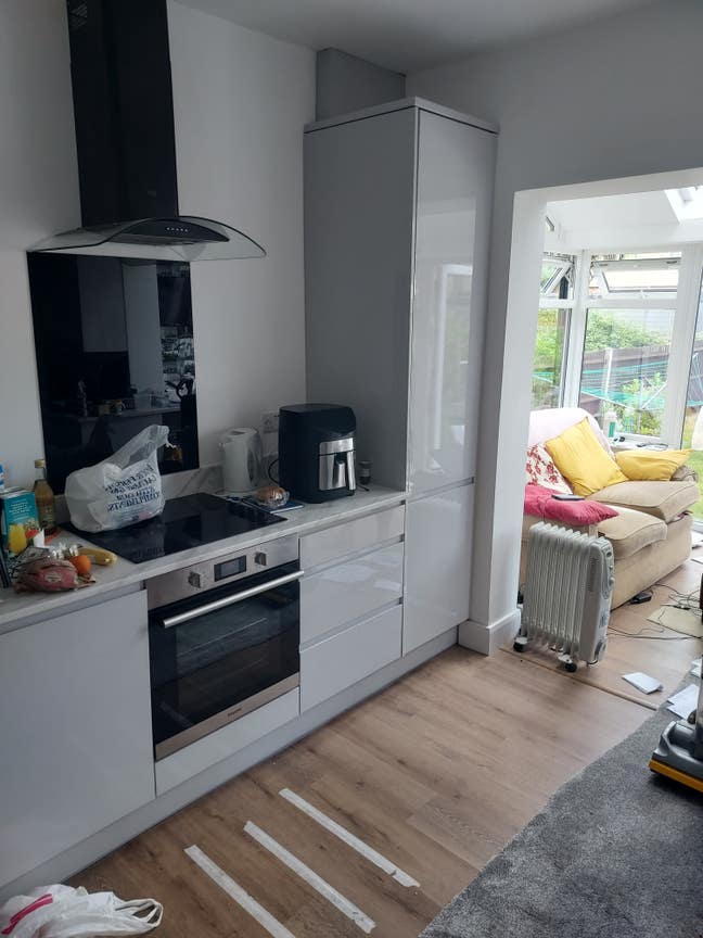 Double room available in 2 bed house Main Photo
