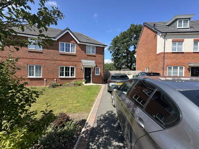 Double room in Winterley Main Photo