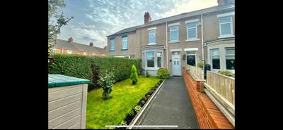 Rooms available for rent in Dunston, NE11  Main Photo
